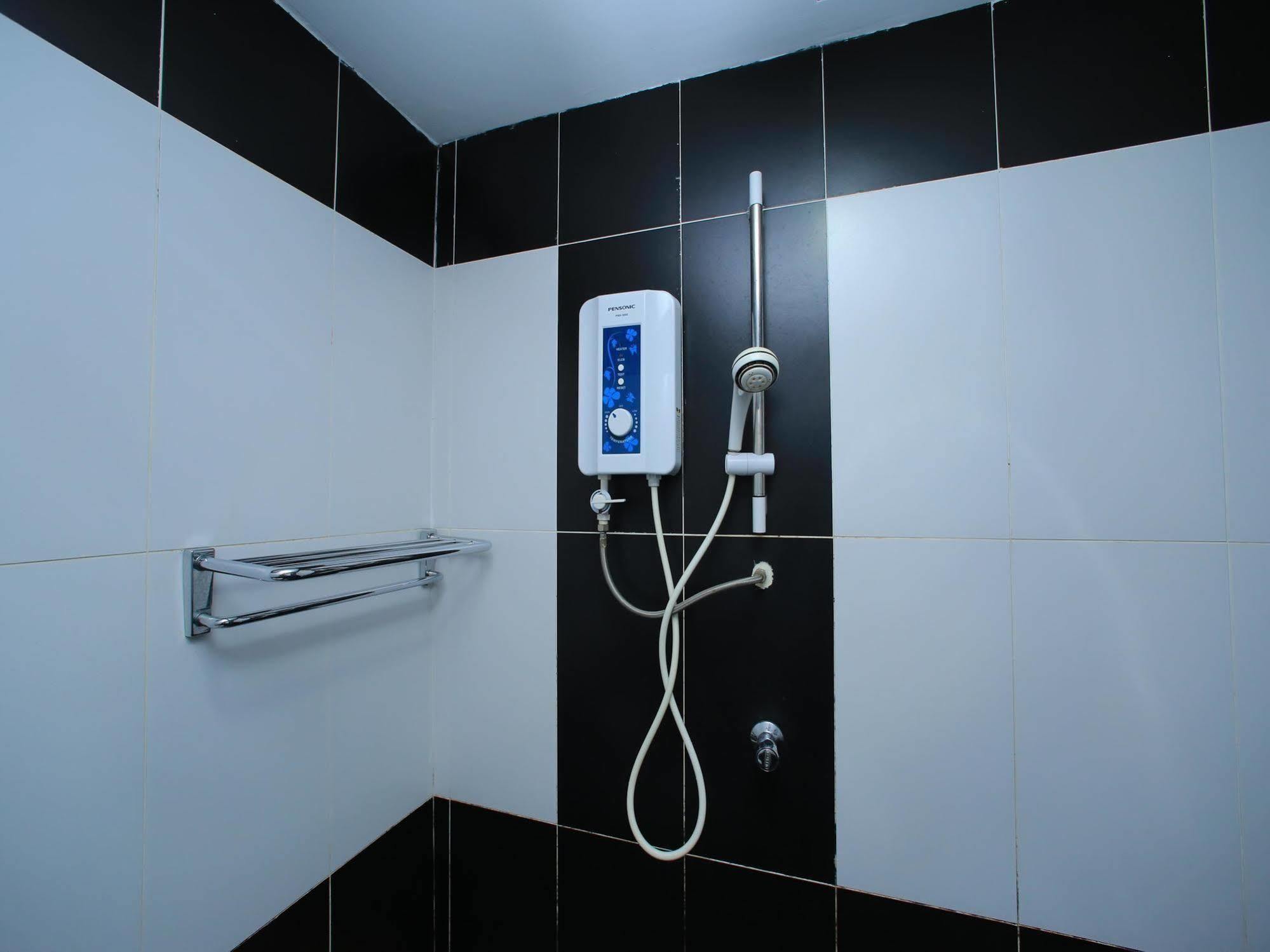 Safari Hotel Ampang  Ngoại thất bức ảnh